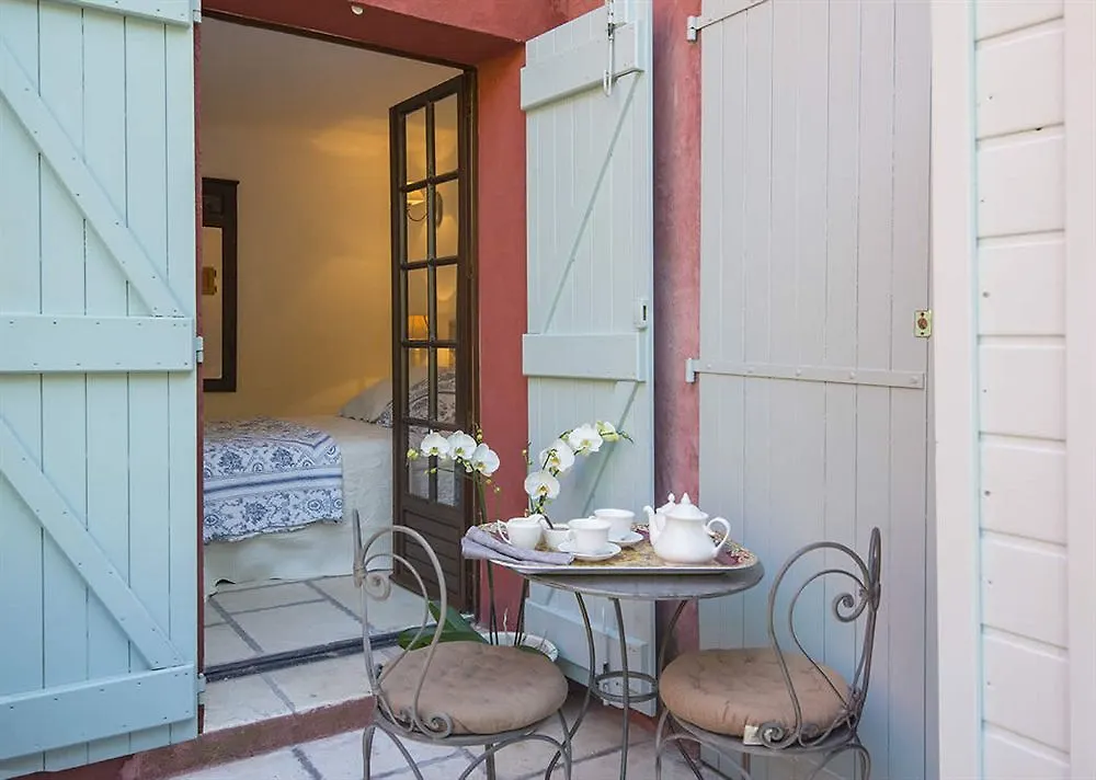 Une Maison A Saint-Paul De Vence Bed & Breakfast